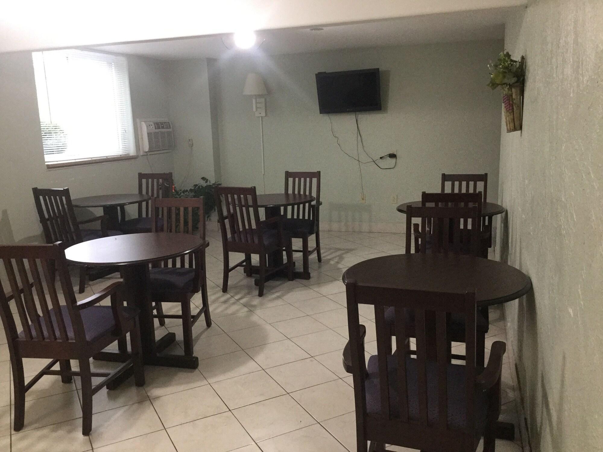 Americas Best Value Inn Τζέφερσον Σίτι Εξωτερικό φωτογραφία