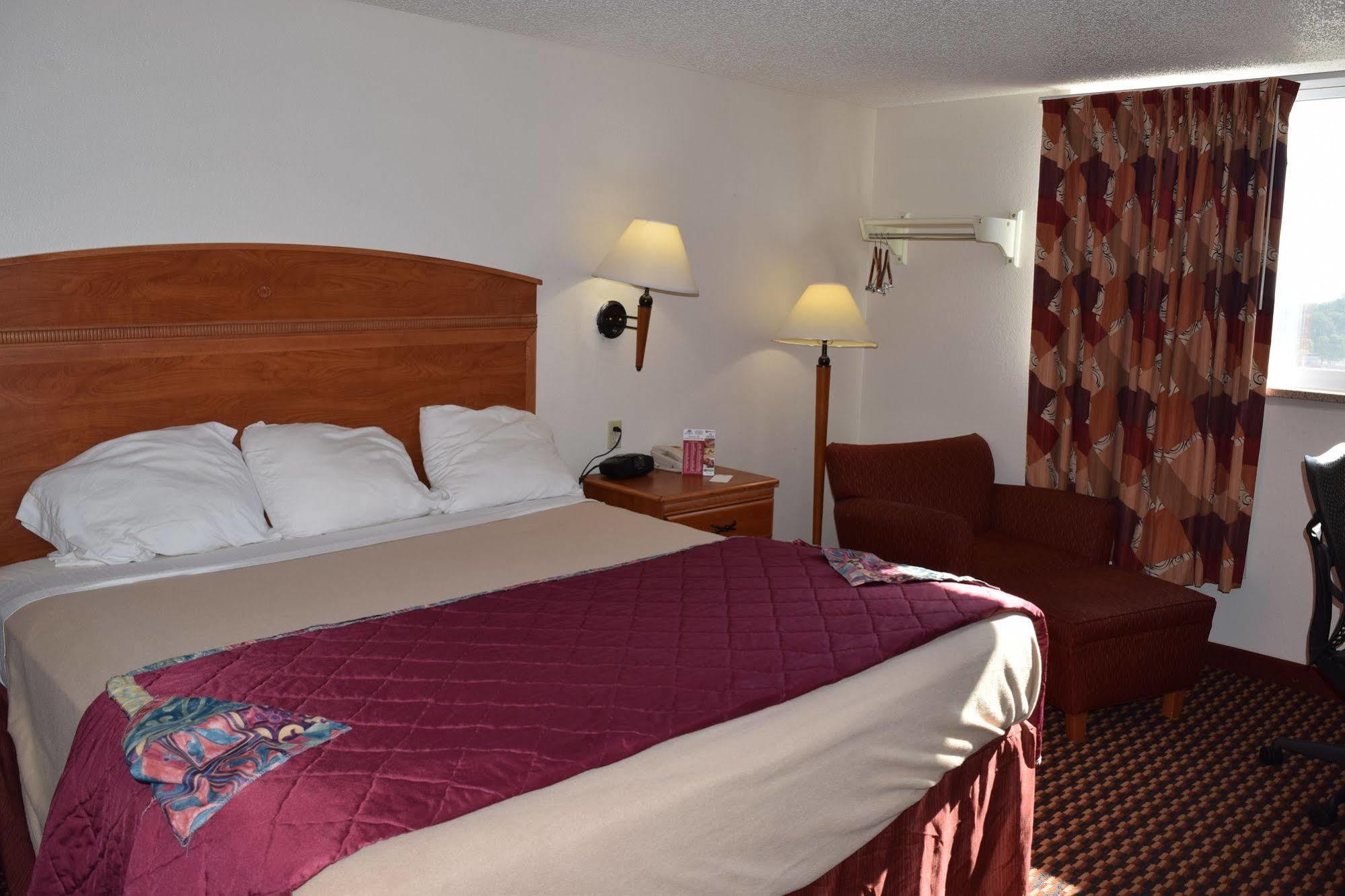 Americas Best Value Inn Τζέφερσον Σίτι Εξωτερικό φωτογραφία