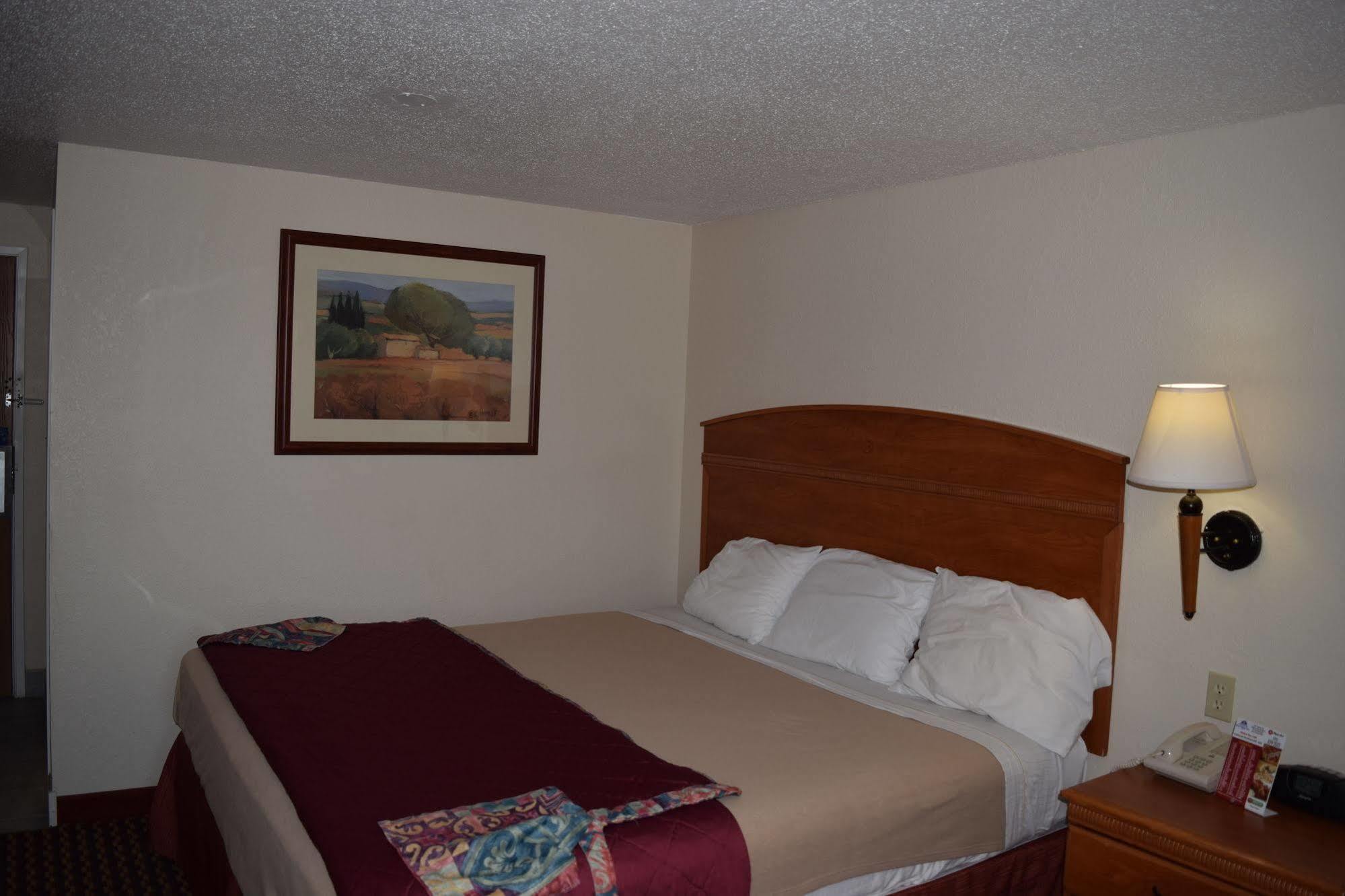 Americas Best Value Inn Τζέφερσον Σίτι Εξωτερικό φωτογραφία
